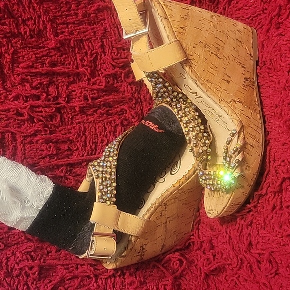 Womens sandal - Picture 2 of 6